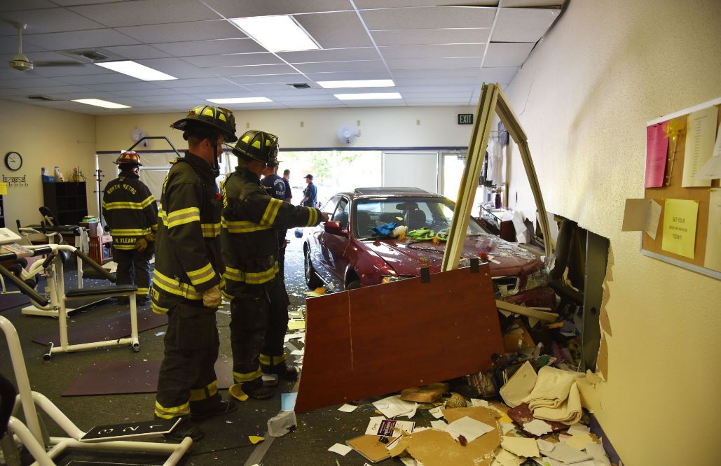 PHOTOS Car crashes into Broomfield Curves gym